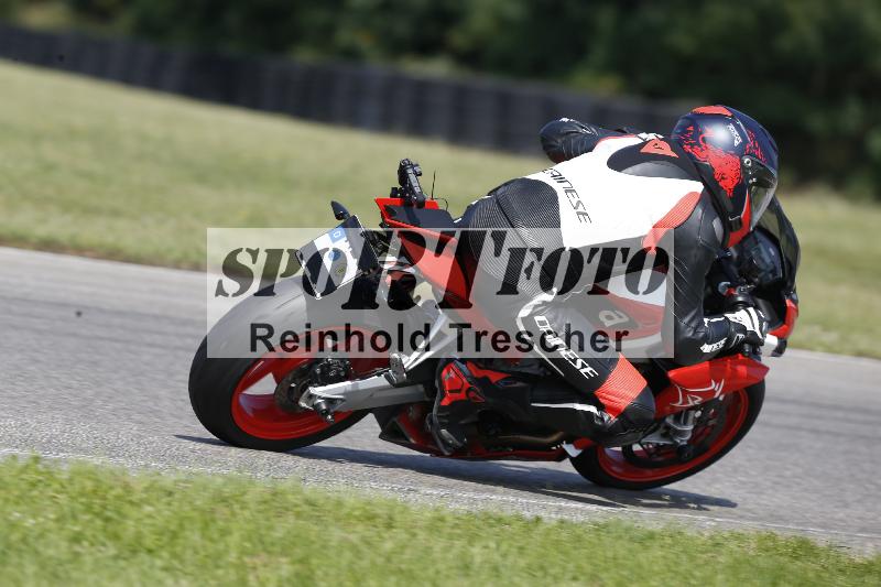 /45 10.08.2025 Plüss Moto Sport ADR/Einsteiger/90